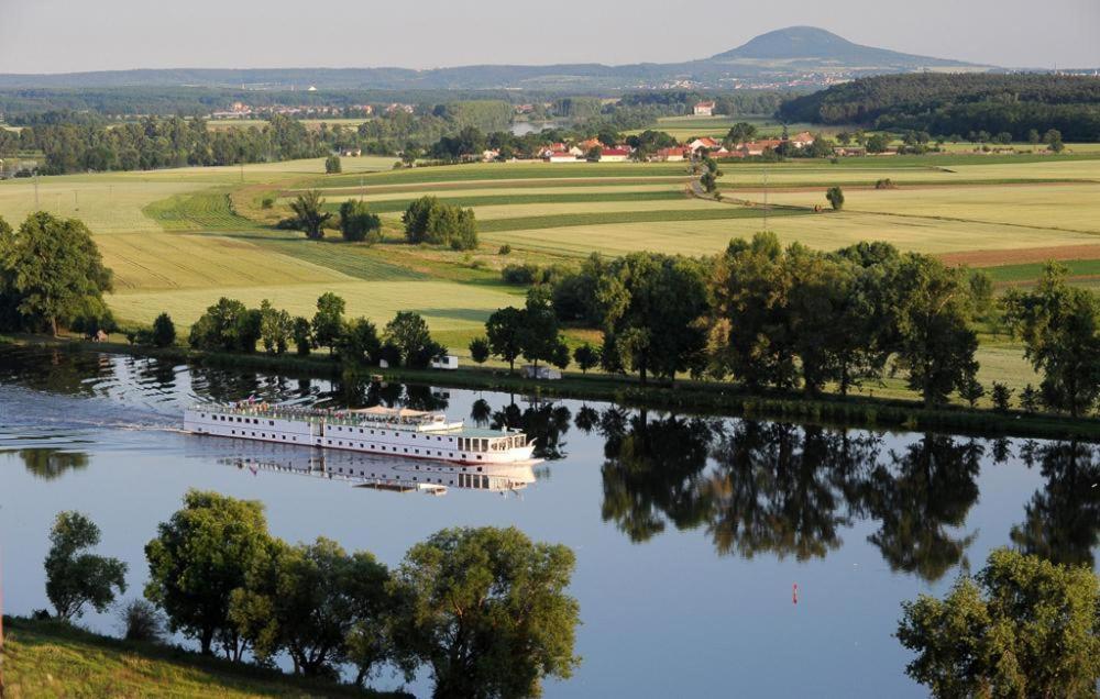 Florentina Boat Litoměřice 外观 照片