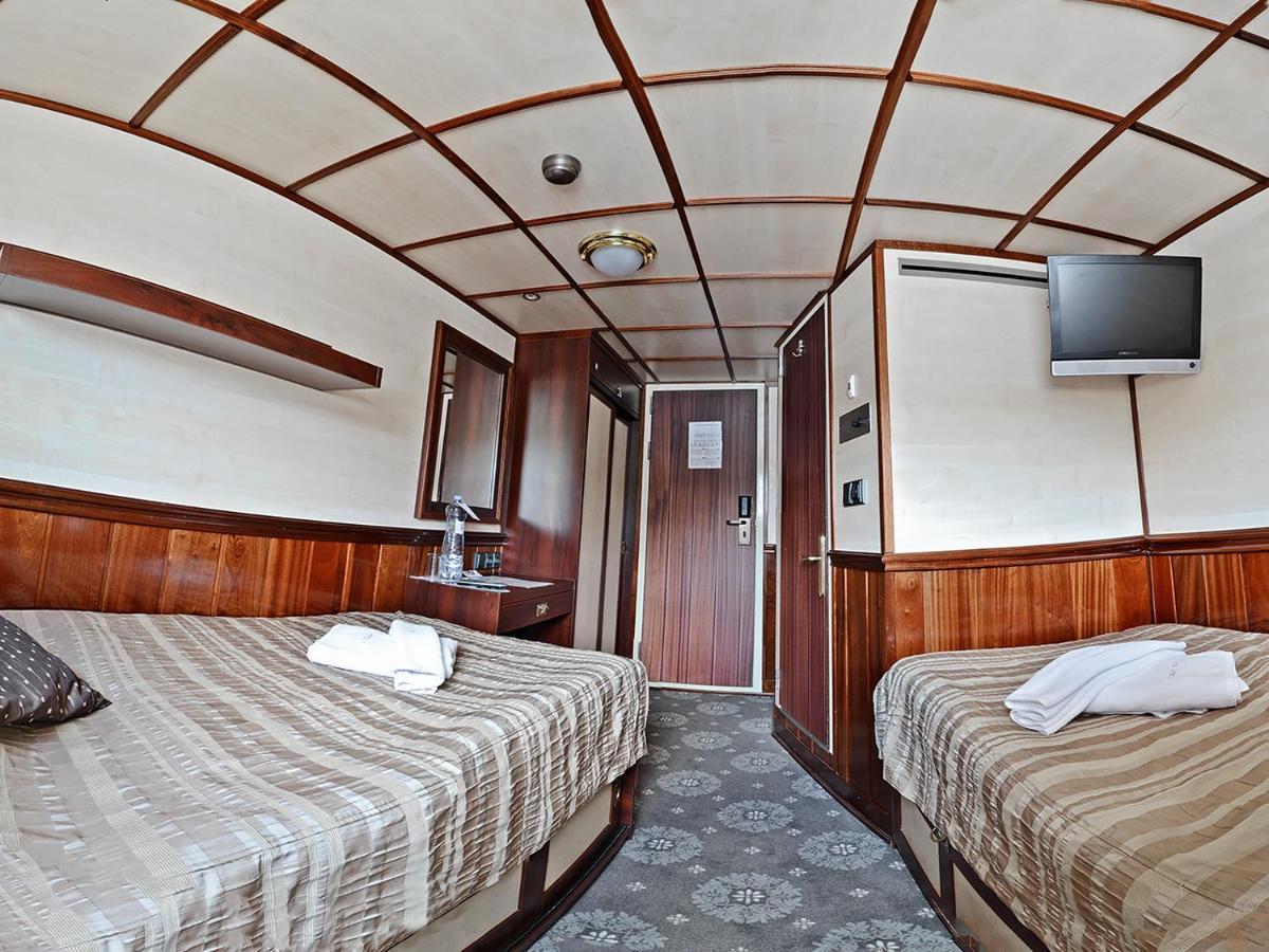 Florentina Boat Litoměřice 外观 照片